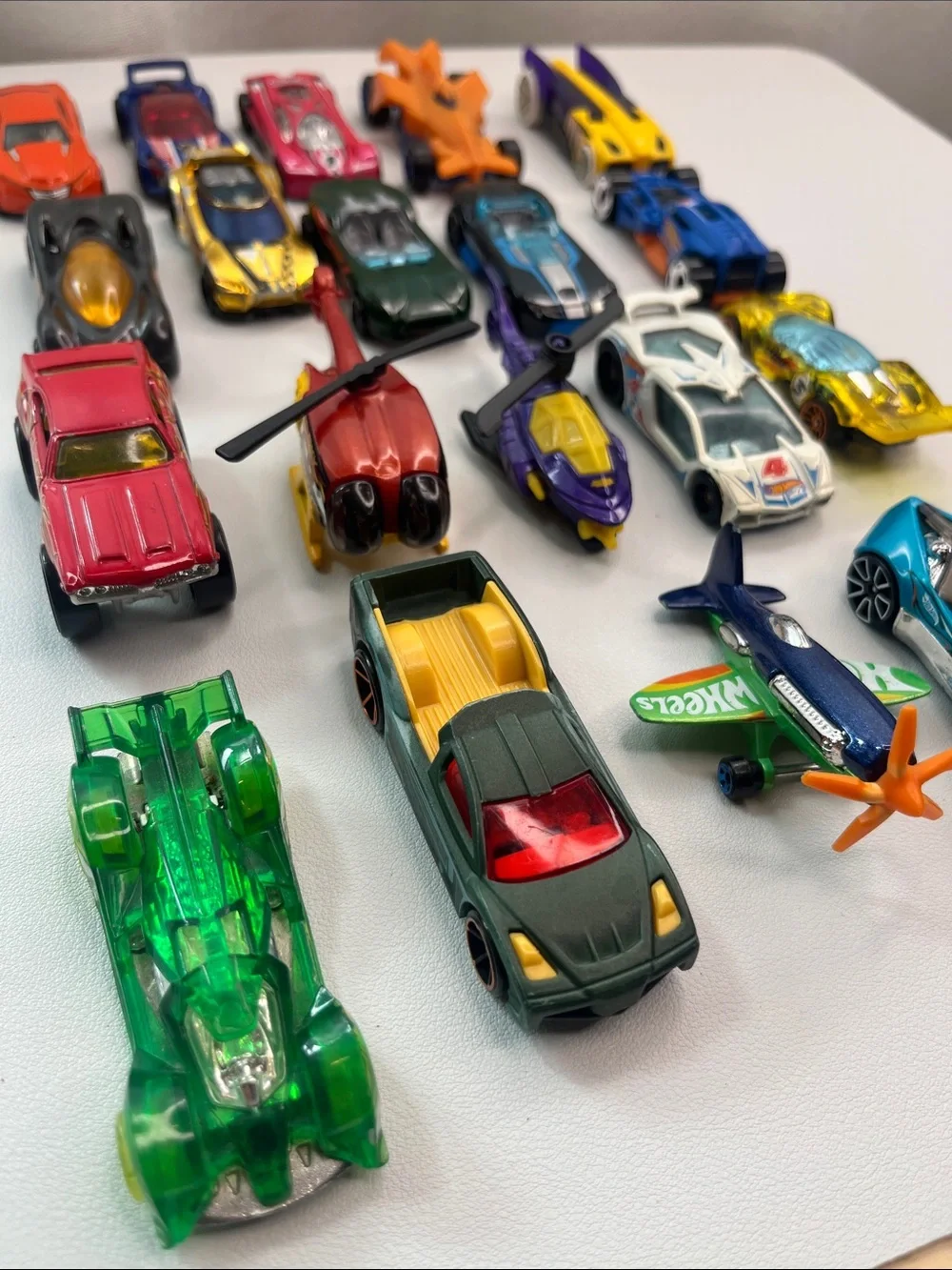 Hot wheels assorted cars